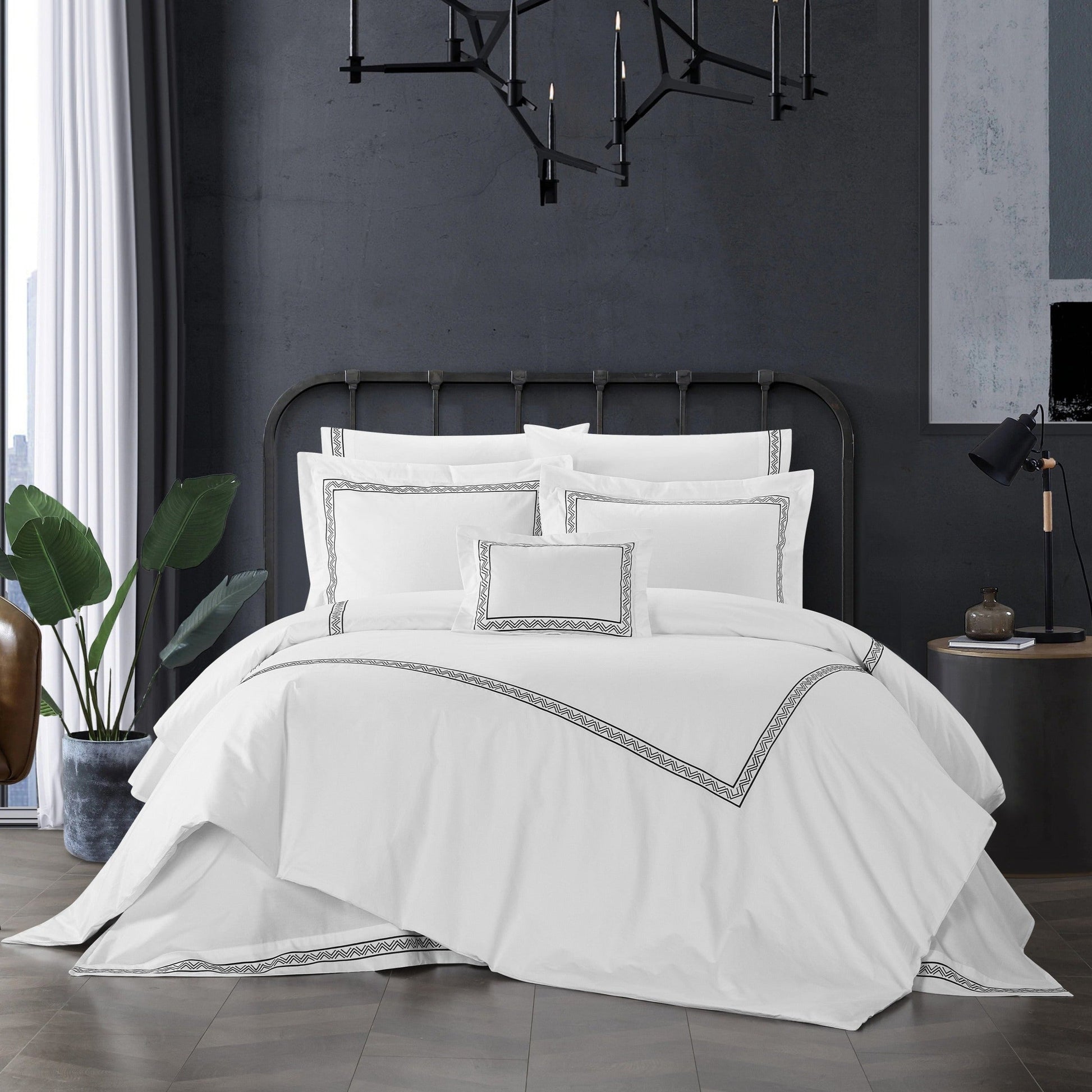 Chic Home Crete 4 Piece Cotton Comforter Set-Black